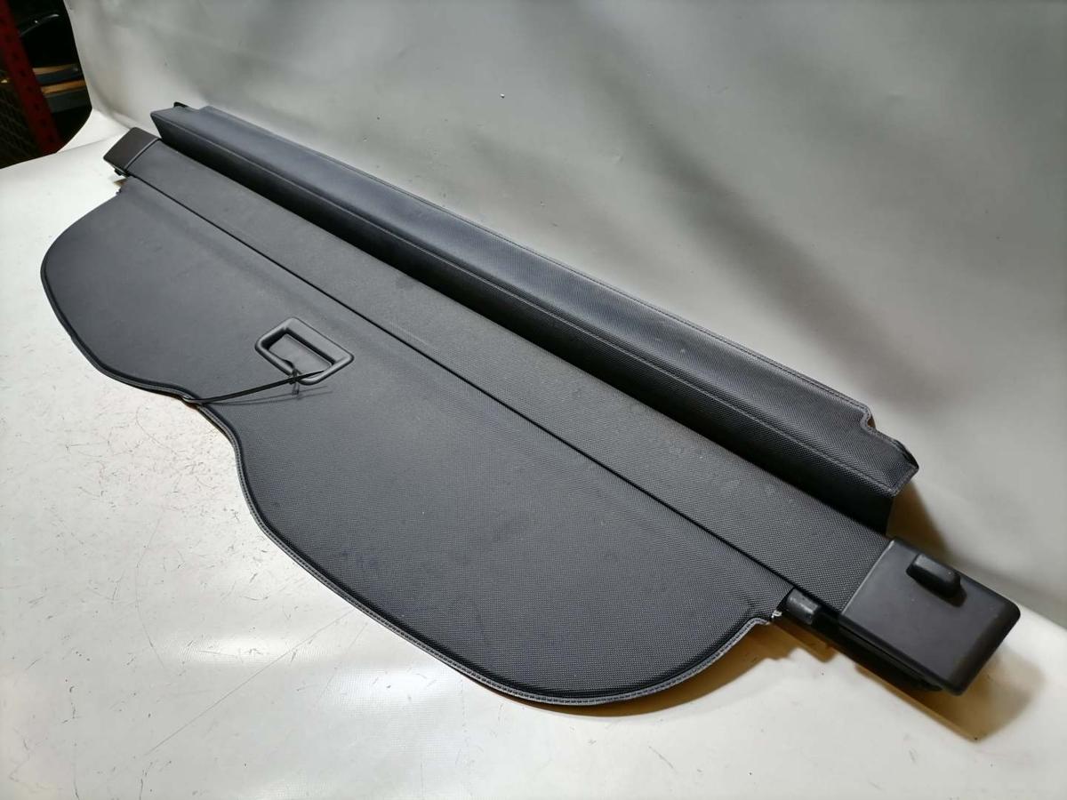 Audi A4 B5 original Laderaumrollo Abdeckung Koffrerraum Kombi Avant Bj.1998